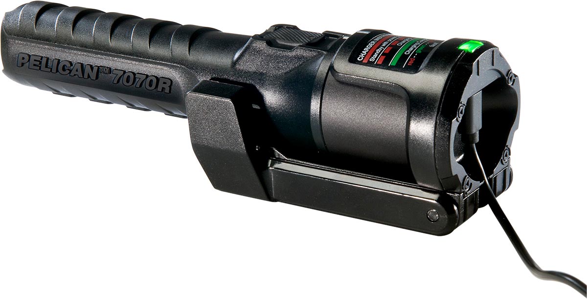 pelican-7070r-police-flashlight-rechargeable 7070R Tactical Flashlight