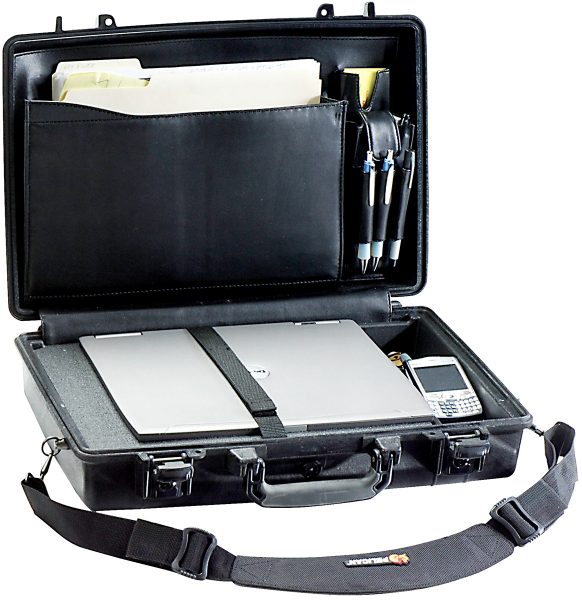 pelican 1490CC1 Protector Laptop Case