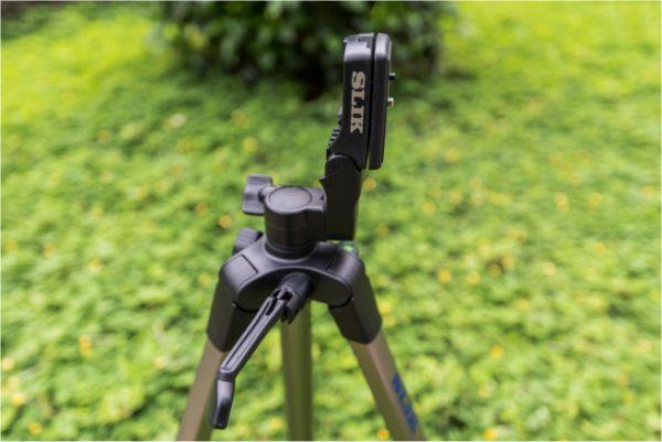 Chân máy ảnh Slik U 873 với head linh hoạt